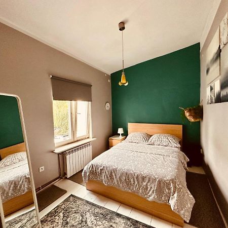 Stare Miasto Apartment Жельона Гора Екстериор снимка