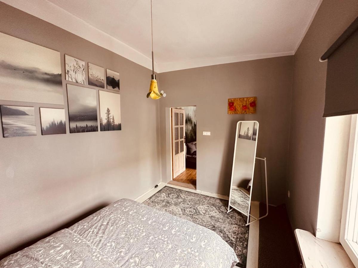 Stare Miasto Apartment Жельона Гора Екстериор снимка